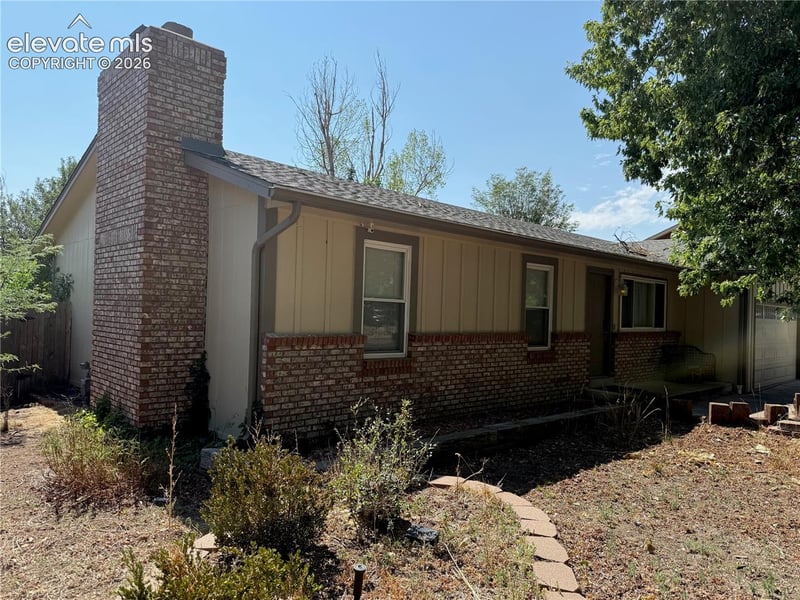 5449 Kay Cir, Colorado Springs, CO 80917