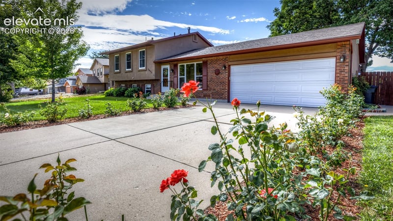 5455 N Buckskin Pass Dr, Colorado Springs, CO 80917