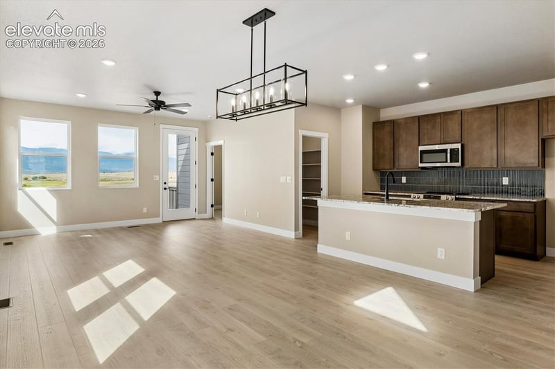 5458 Triple Tree St, Colorado Springs, CO 80925
