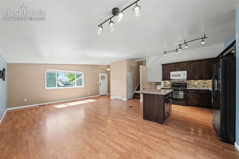 5465 Wagon Master Dr, Colorado Springs, CO 80917