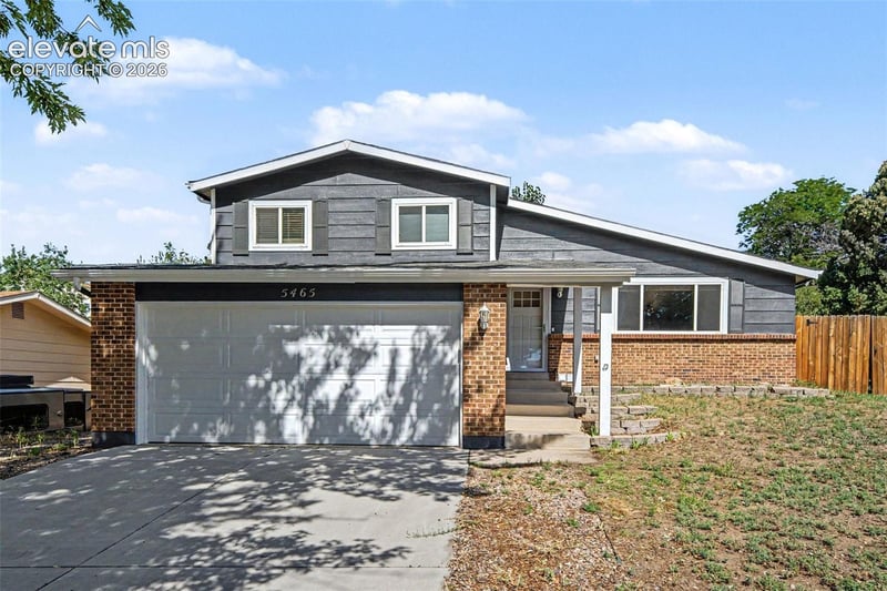 5465 Wagon Master Dr, Colorado Springs, CO 80917