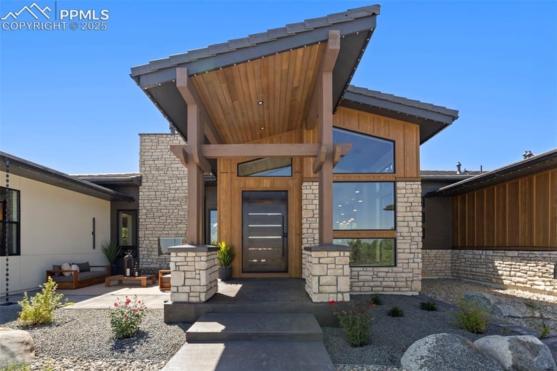5475 Old Stagecoach Rd, Colorado Springs, CO 80908