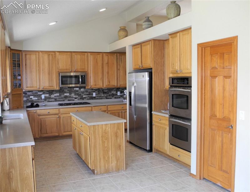 5486 Chasm Pl, Colorado Springs, CO 80922