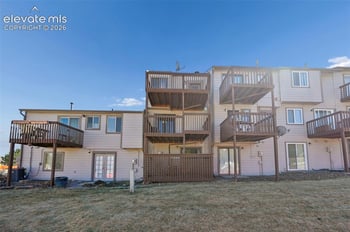 5568 Dunbar Ct, Colorado Springs, CO 80918