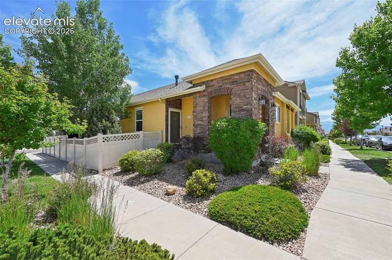 5577 Sunrise Mesa Dr, Colorado Springs, CO 80924