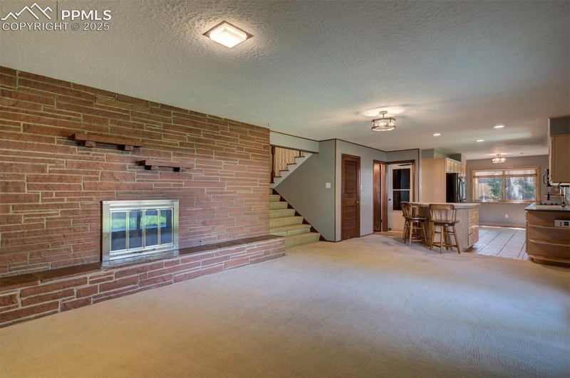 56 Sierra Dr, La Junta, CO 81050