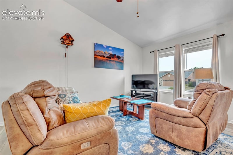 562 S Kearney Ave, Colorado Springs, CO 80906