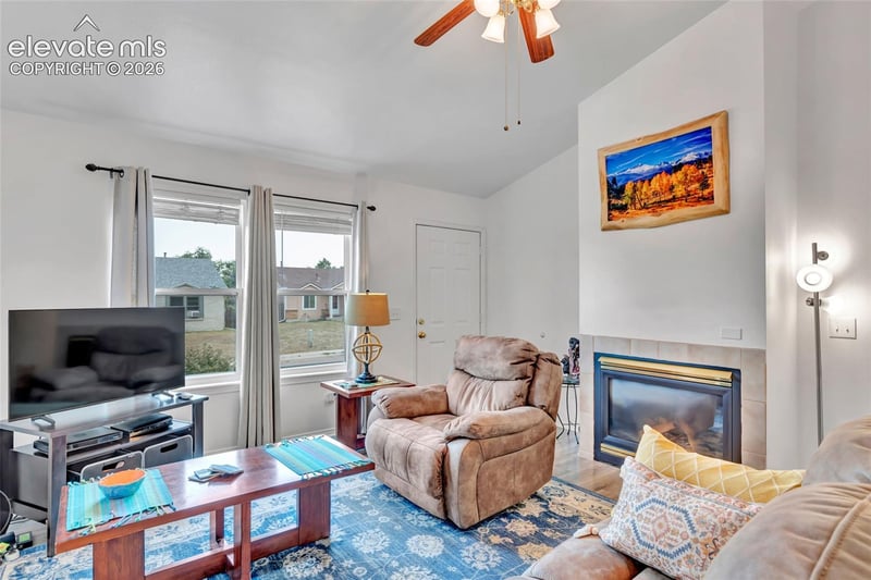 562 S Kearney Ave, Colorado Springs, CO 80906