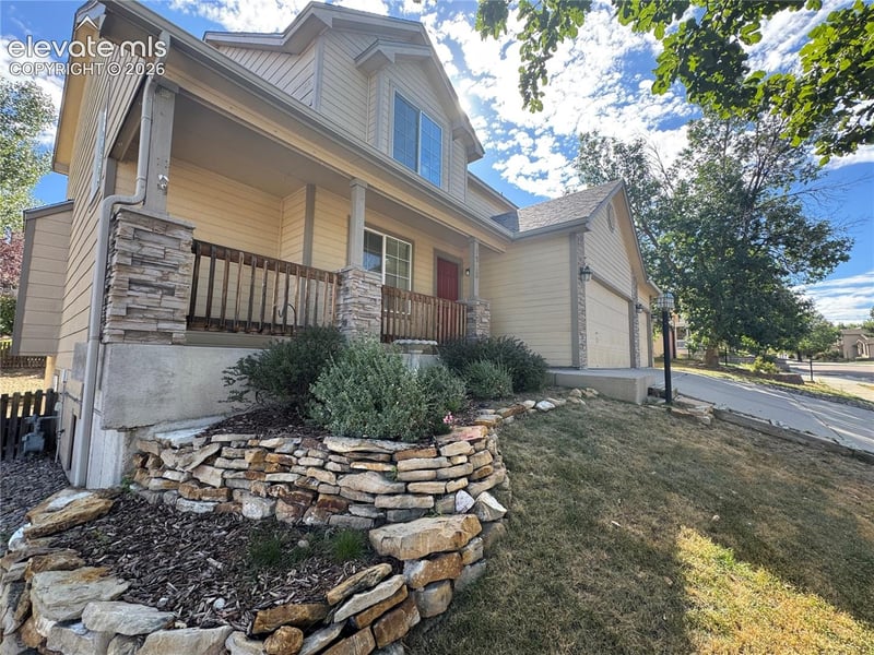 5625 Saddle Rock Rd, Colorado Springs, CO 80918