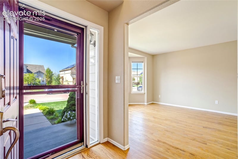 564 Fox Run Cir, Colorado Springs, CO 80921
