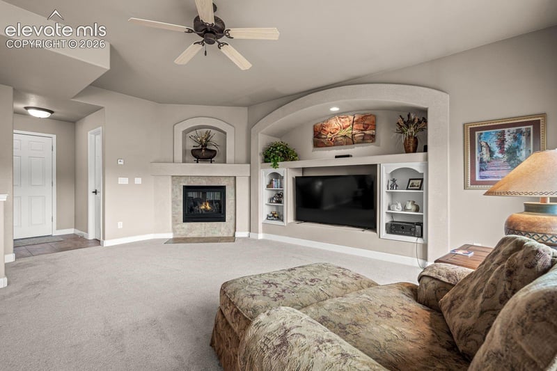 5655 Bridlespur Ridge Pl, Colorado Springs, CO 80918