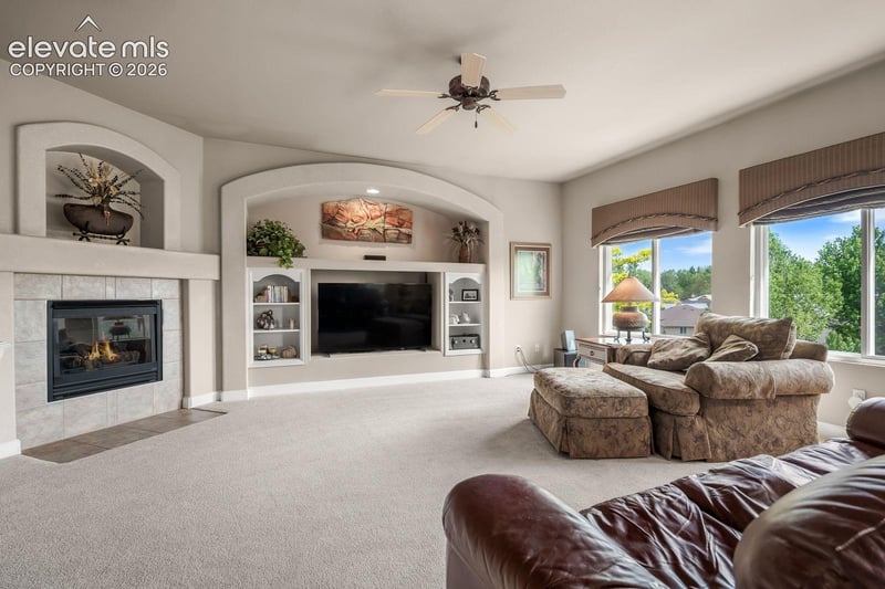5655 Bridlespur Ridge Pl, Colorado Springs, CO 80918