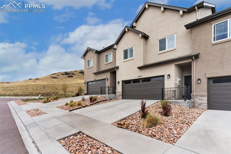 5690 Villa Lorenzo Dr, Colorado Springs, CO 80919