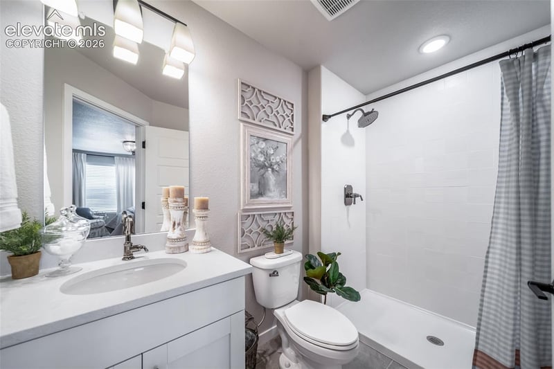 5735 Bowerman Ln, Colorado Springs, CO 80927