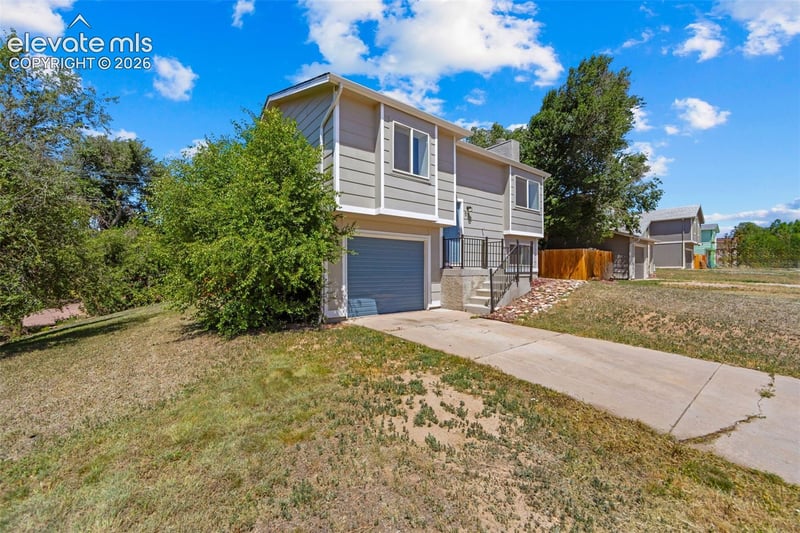 585 Blossom Field Rd, Fountain, CO 80817