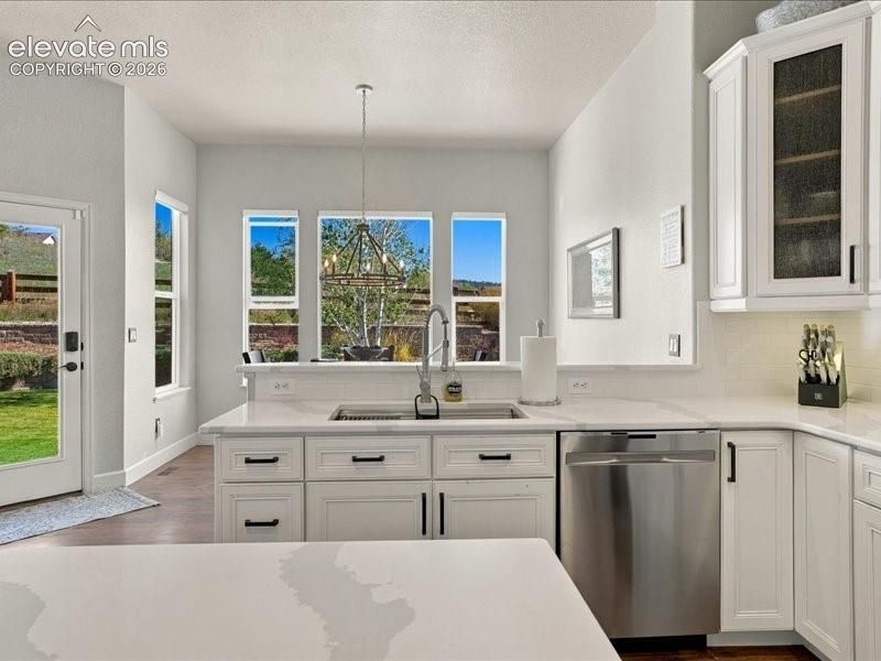 589 Burke Hollow Dr, Monument, CO 80132
