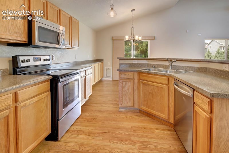 5944 Huerfano Dr, Colorado Springs, CO 80923
