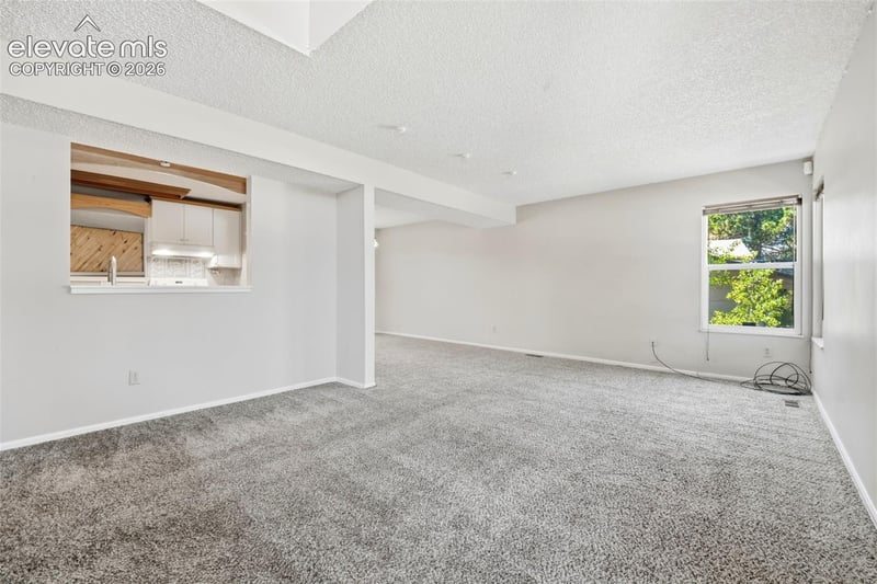 5945 Del Paz Dr, Colorado Springs, CO 80918