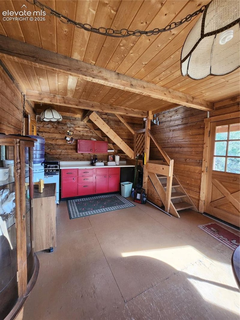 599 Ferris Dr, Westcliffe, CO 81252