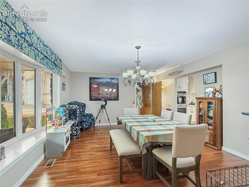 6 Hastings Dr, Pueblo, CO 81001
