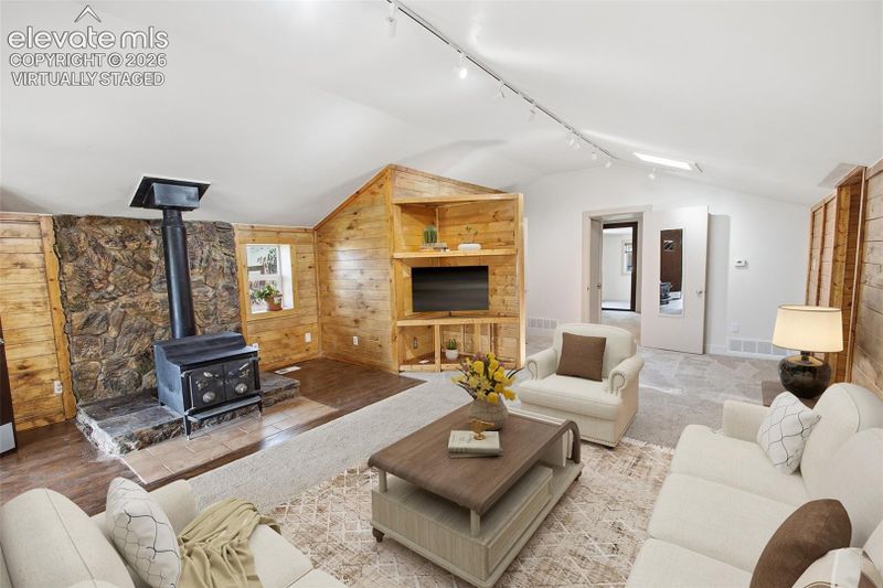 60 E Aspen Dr, Divide, CO 80814