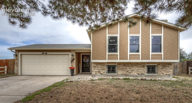 604 Fountain Mesa Rd, Fountain, CO 80817
