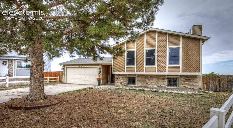 604 Fountain Mesa Rd, Fountain, CO 80817