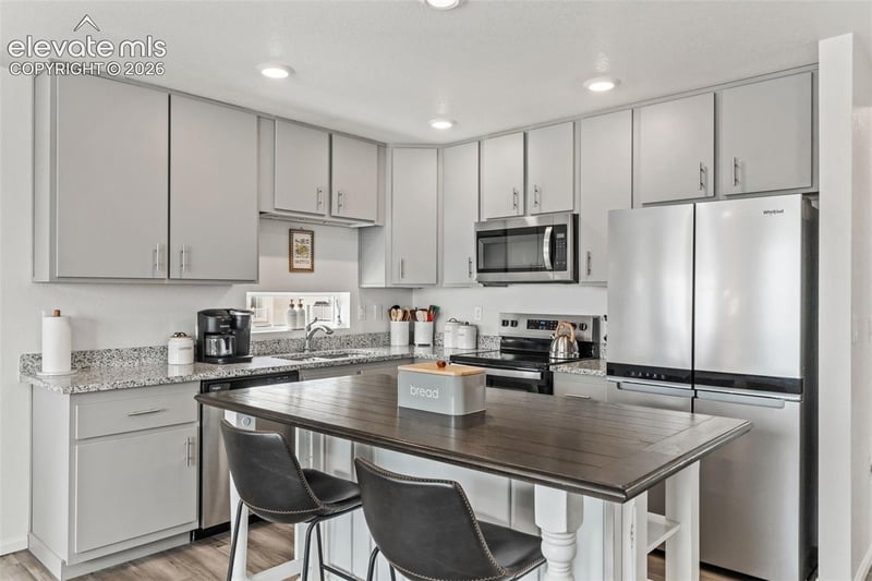 6043 Notch Top Way, Colorado Springs, CO 80927