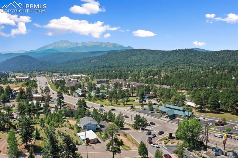 607 S Baldwin St, Woodland Park, CO 80863