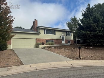 6074 Del Rey Dr, Colorado Springs, CO 80918