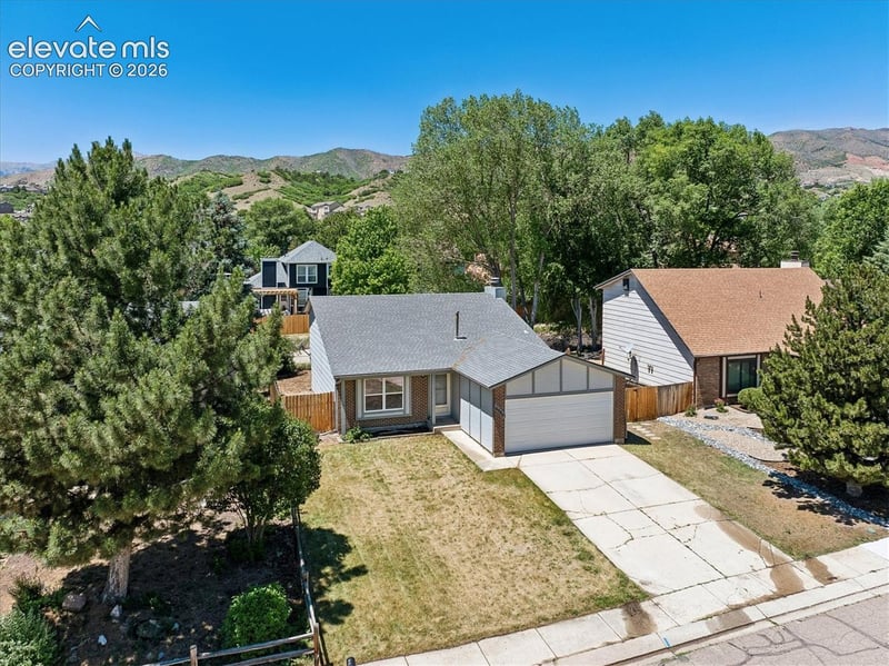 6080 Pemberton Way, Colorado Springs, CO 80919