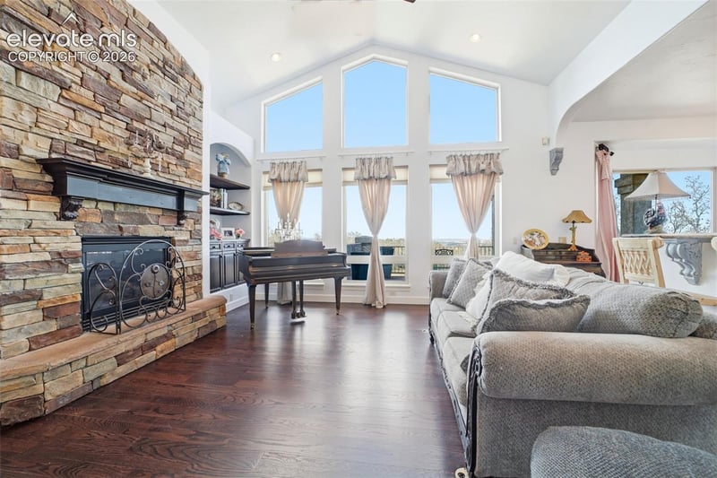 6085 Hardwick Dr, Colorado Springs, CO 80906