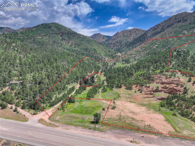 6085 Wellington Rd, Cascade, CO 80809