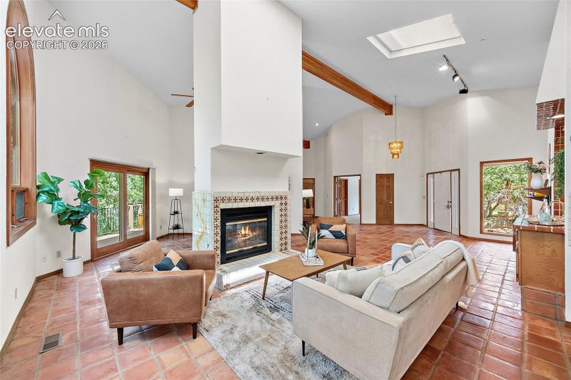 609 Crystal Hills Blvd, Manitou Springs, CO 80829