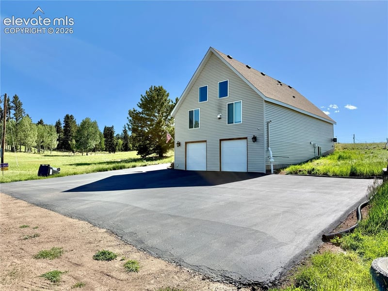 61 Stripling Ln, Divide, CO 80814