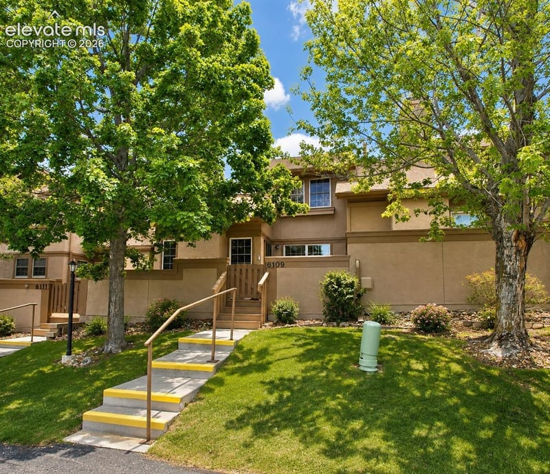 6109 Pine Hill Dr, Colorado Springs, CO 80918