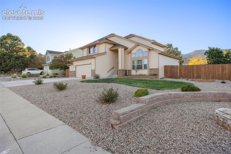 6120 Moorfield Ave, Colorado Springs, CO 80919
