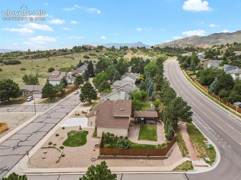 6120 Moorfield Ave, Colorado Springs, CO 80919