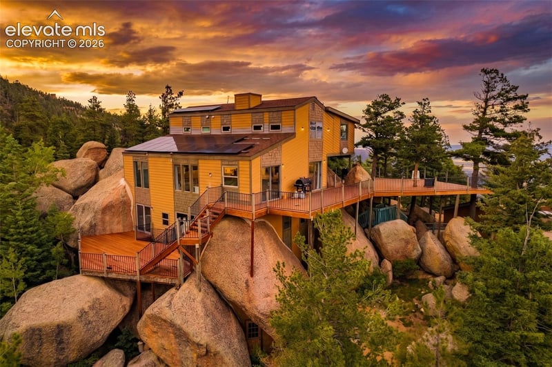 6125 Hilton Rd, Manitou Springs, CO 80829