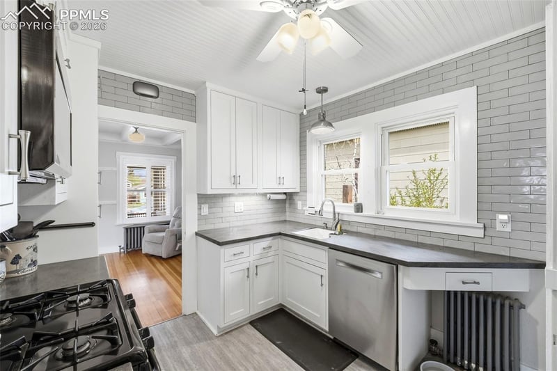 619 N Cedar St, Colorado Springs, CO 80903