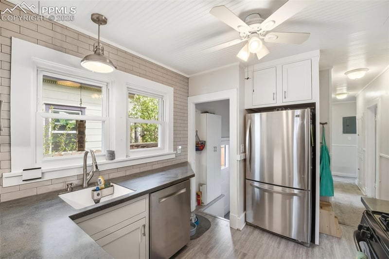619 N Cedar St, Colorado Springs, CO 80903