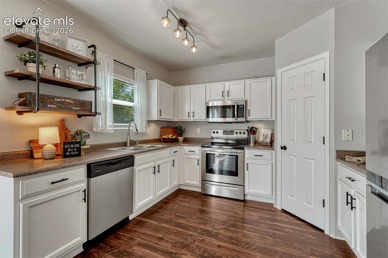 6201 Scottsbluff Dr, Colorado Springs, CO 80923