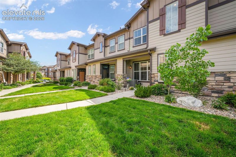 6214 Cedar Park Grv, Colorado Springs, CO 80923