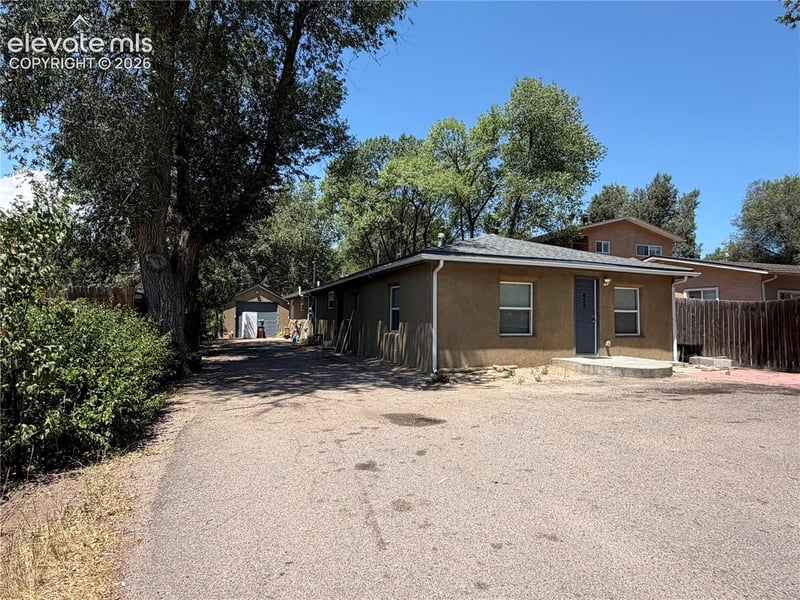 622 Prairie Rd, Colorado Springs, CO 80909
