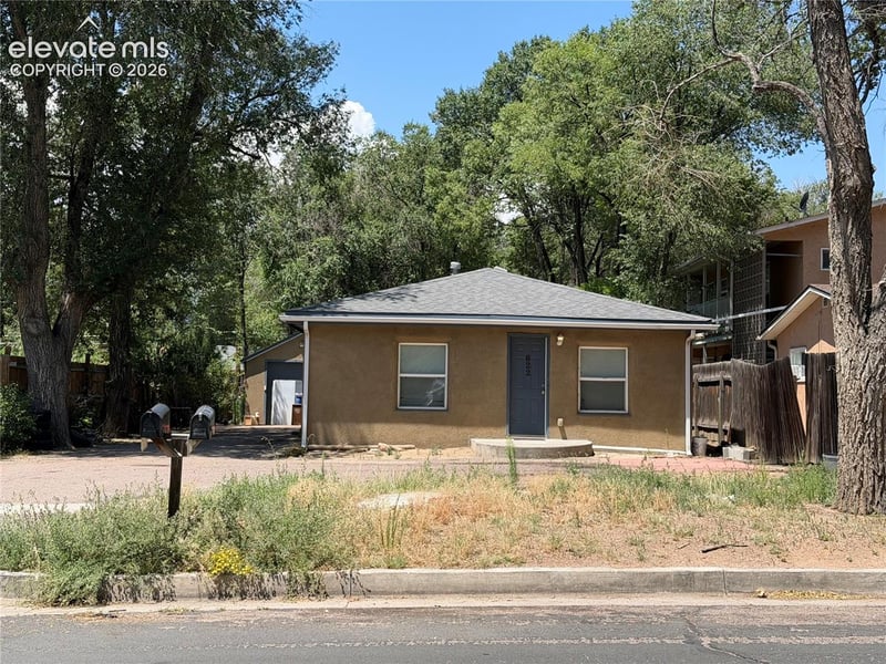 622 Prairie Rd, Colorado Springs, CO 80909