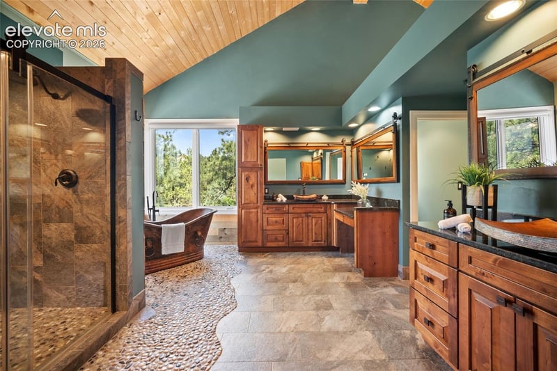 6230 Spurwood Dr, Colorado Springs, CO 80918