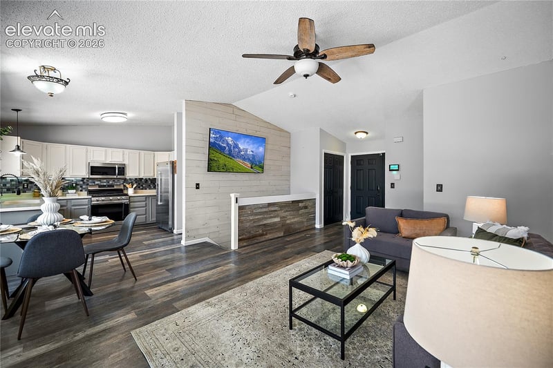 625 Jayton Dr, Colorado Springs, CO 80911