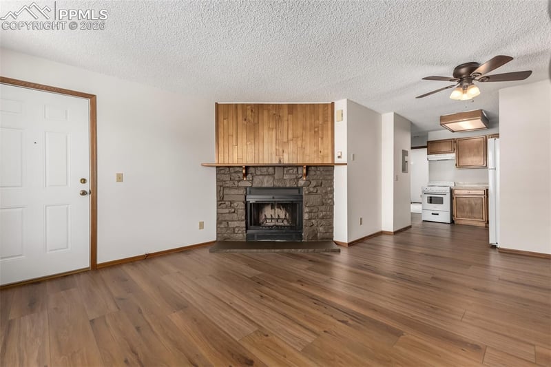 6393 Village Ln, Colorado Springs, CO 80918