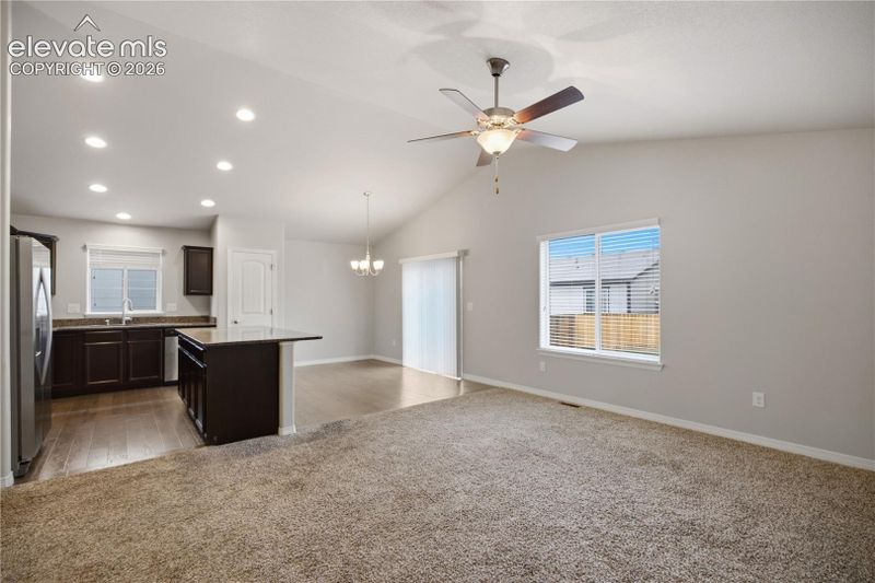 6414 Mountain Dale Dr, Colorado Springs, CO 80927