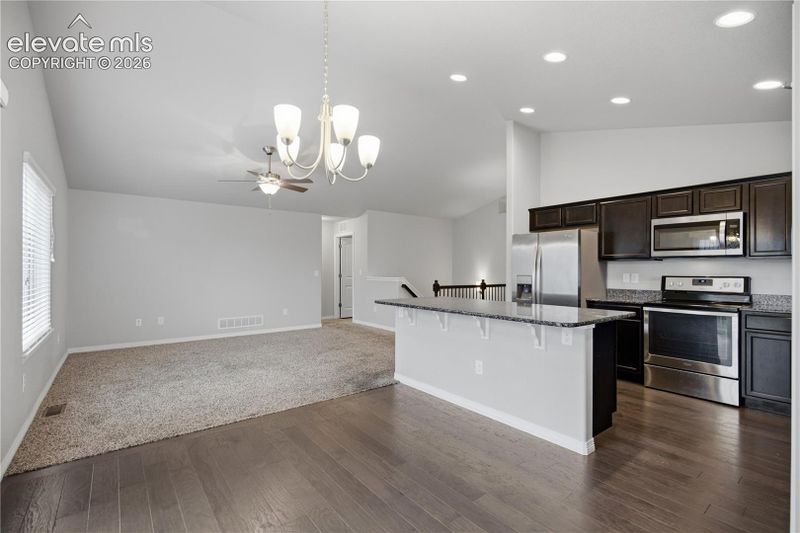 6414 Mountain Dale Dr, Colorado Springs, CO 80927
